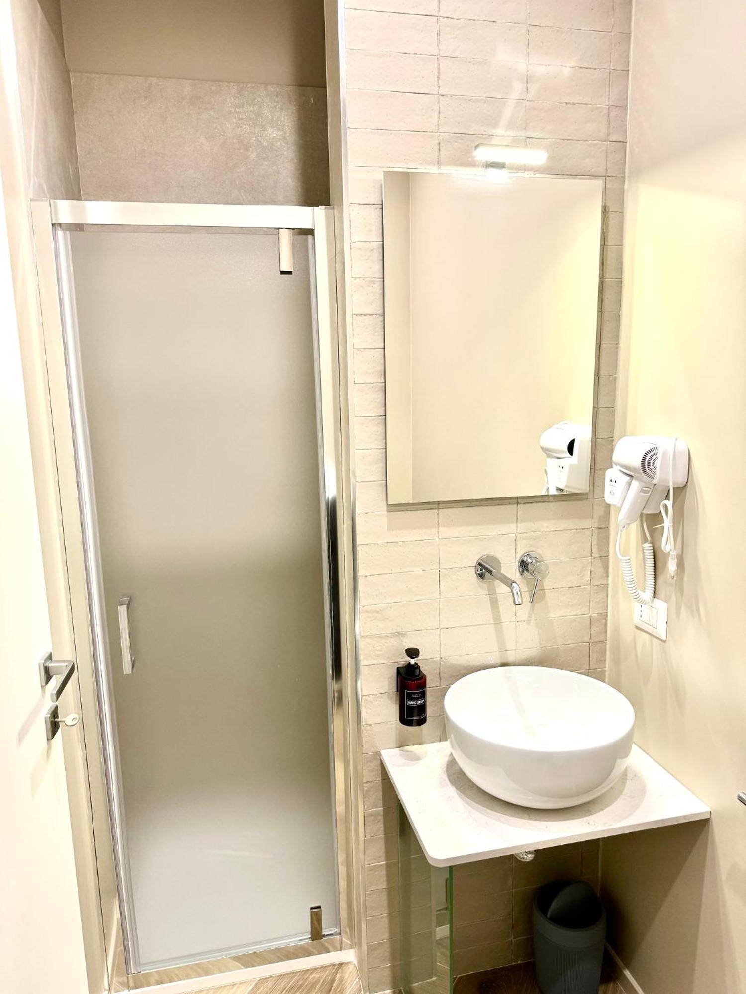 Hotel Dimora Fralu Bari Zewnętrze zdjęcie
