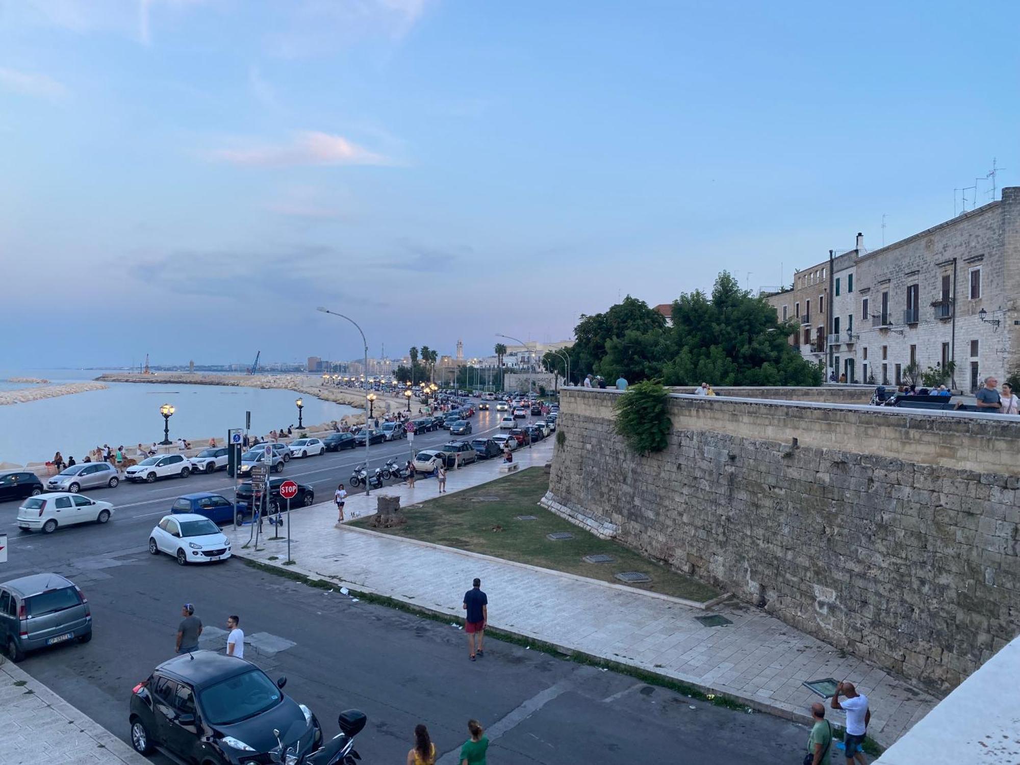 Hotel Dimora Fralu Bari Zewnętrze zdjęcie